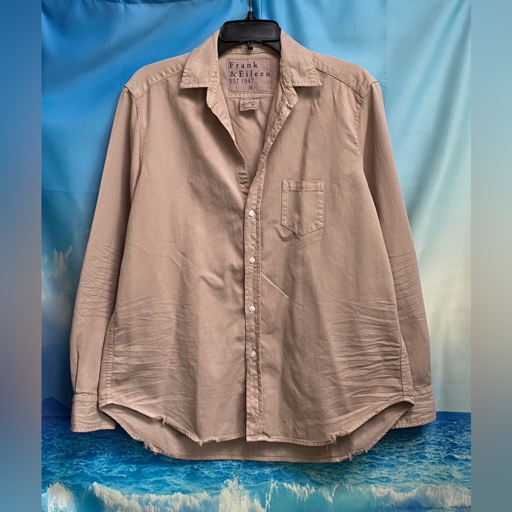 Frank & Eileen Eileen Button-Up Shirt Famous Denim Size: M Sand - Picture 5 of 16